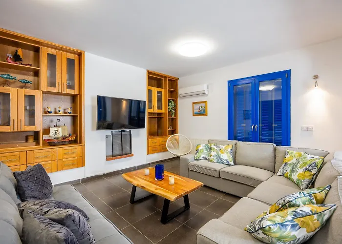 Eagles Nest * Pachyammos